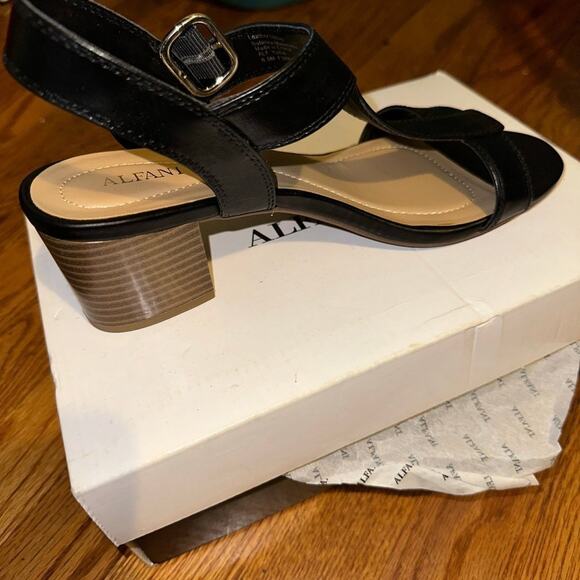 Alfani Black Block Strappy Sandals - Picture 4 of 7